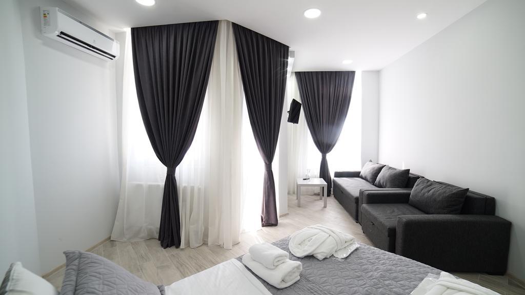Queen Tamara Apartment Batumi Exterior photo