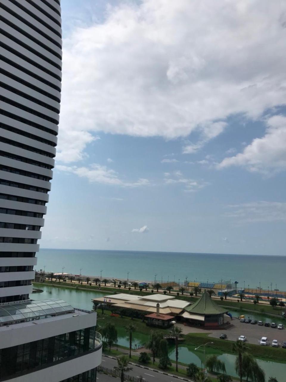 Queen Tamara Apartment Batumi Exterior photo